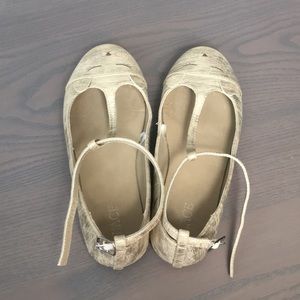 Cat shoes